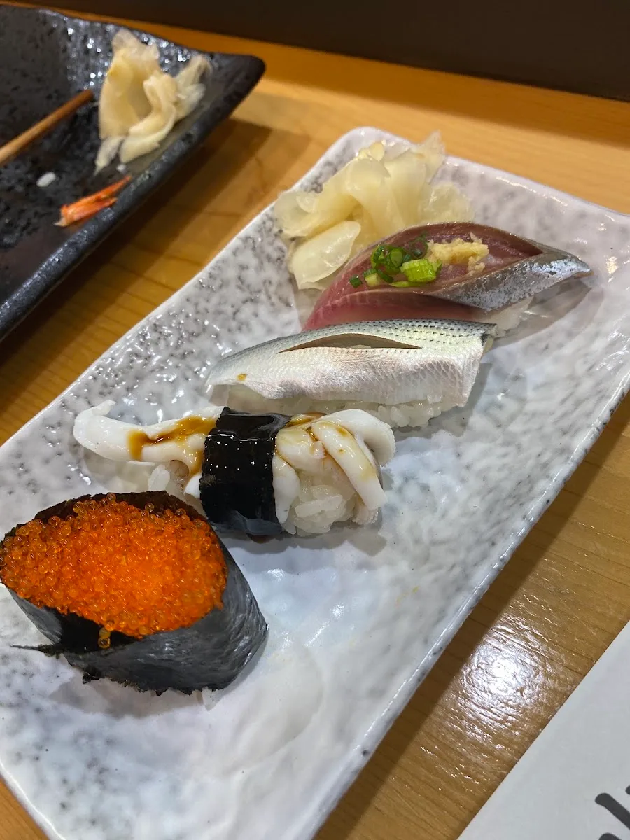 Sushi Dokoroaoyama · 7